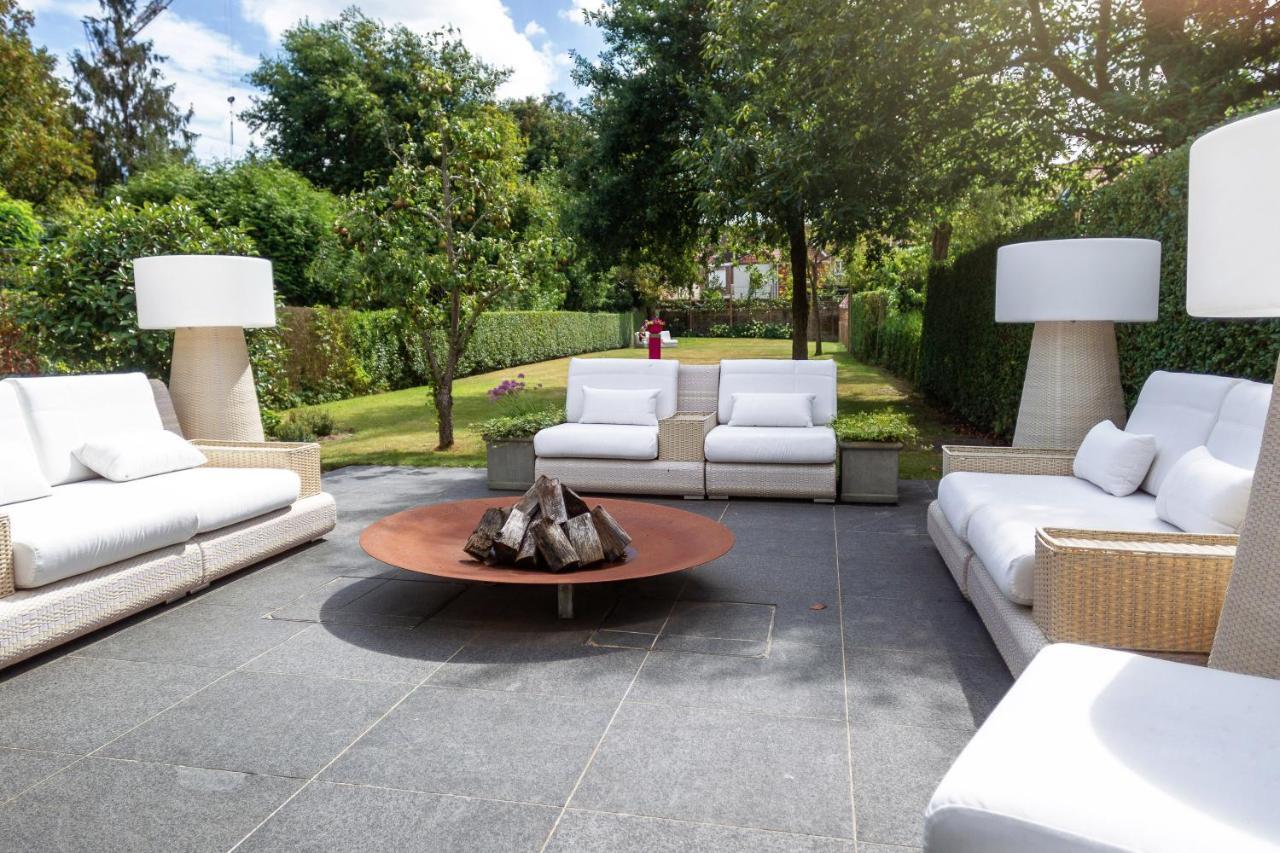 B&B Saint-Georges -Located In The City Centre Of Bruges- Exteriér fotografie A contemporary garden